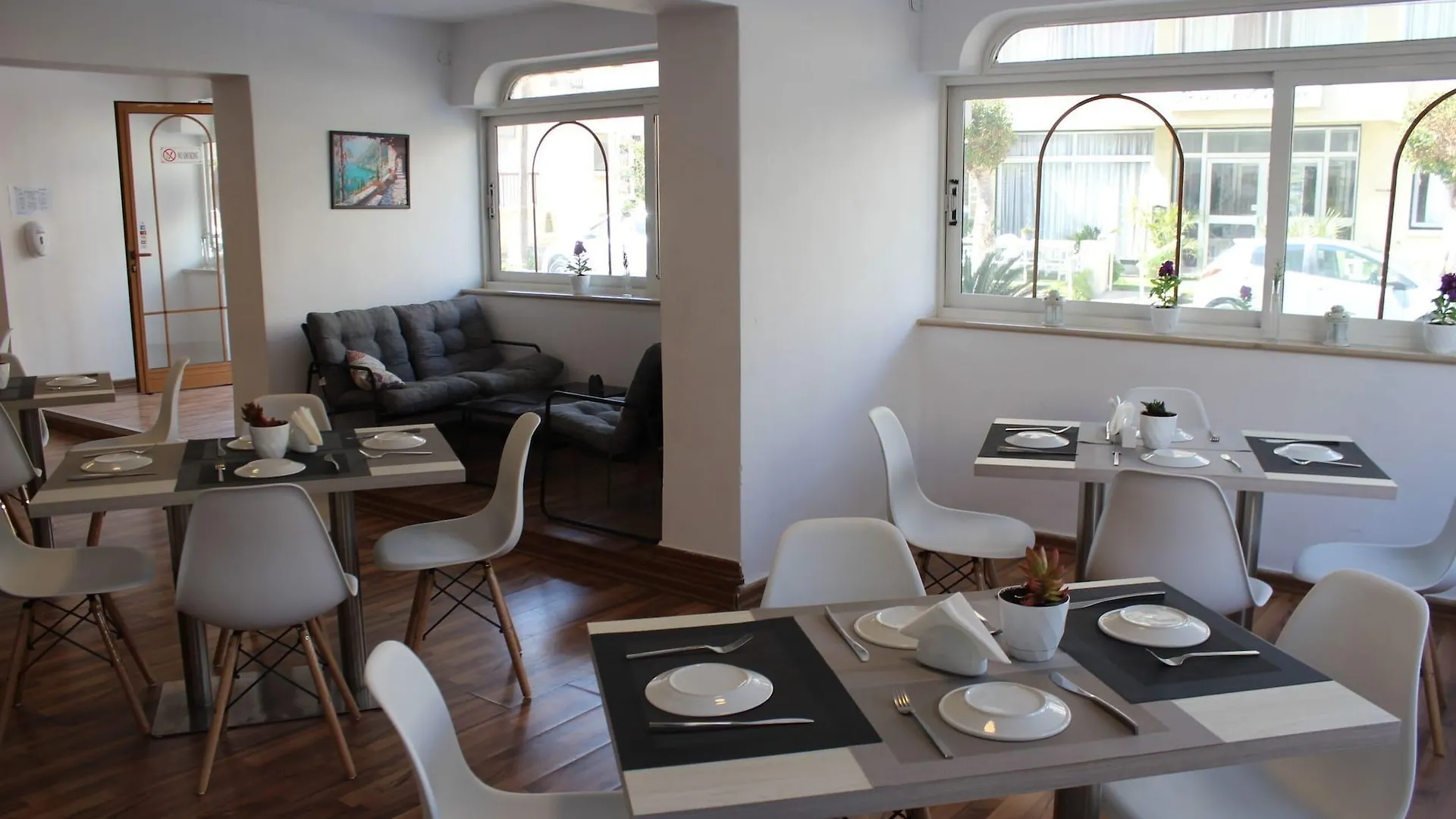 La Veranda Hotel Larnaca
